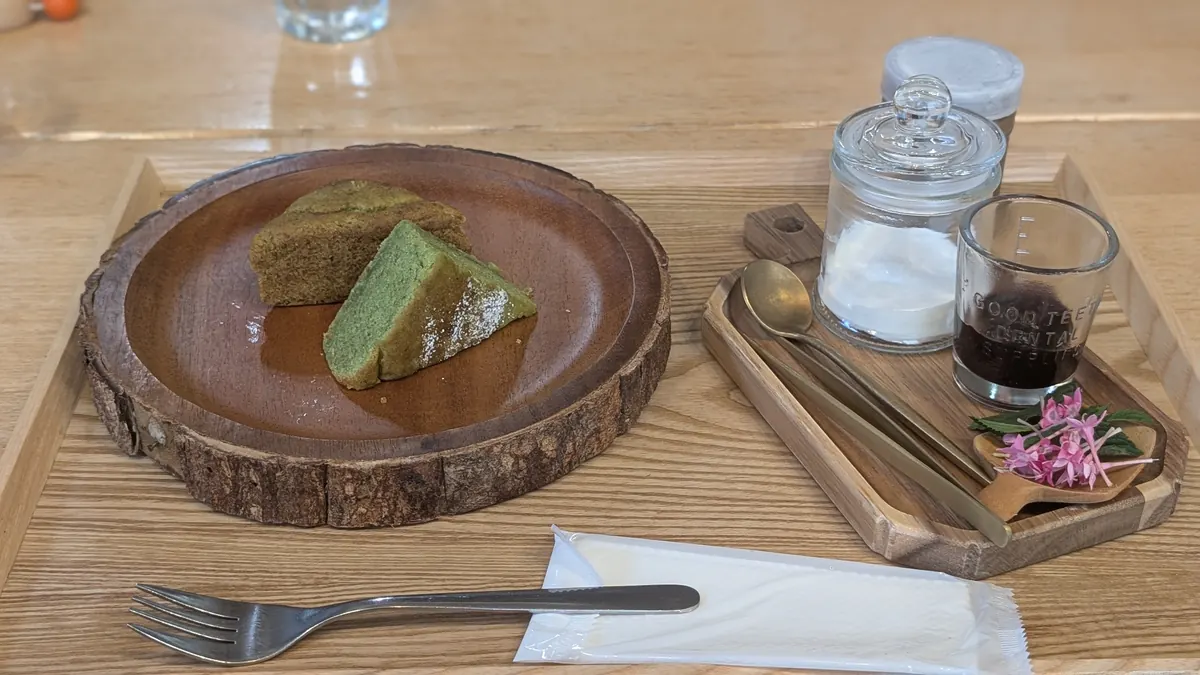 こまちカフェのデザートとドリンクのセット｜アレルギー対応スイーツ
