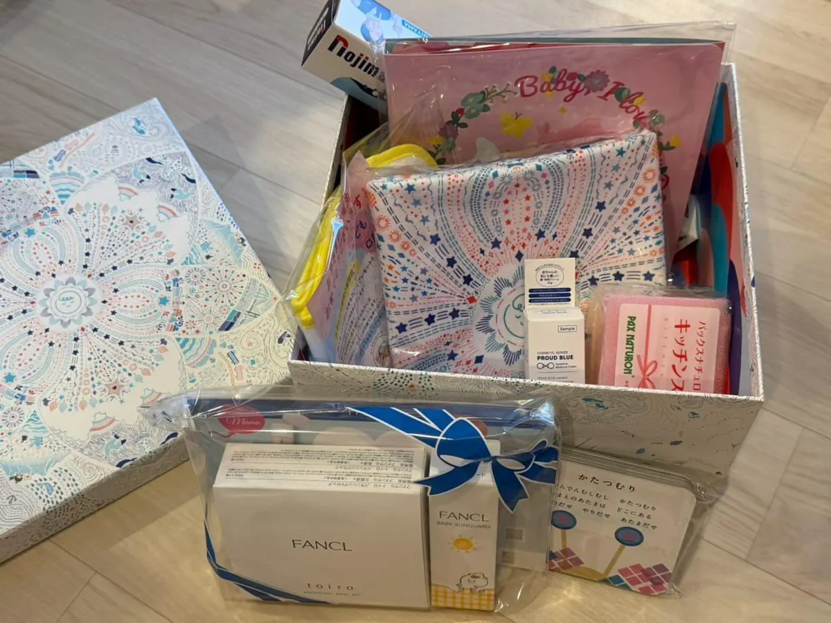 はじめてばこの中身｜FANCLベビー用品・PAX NATURONなど協賛各社のプレゼントが盛りだくさん