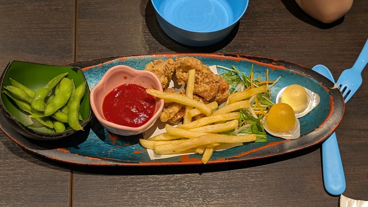小川庵のお子さまセット｜から揚げ・ポテト・枝豆の盛り合わせ